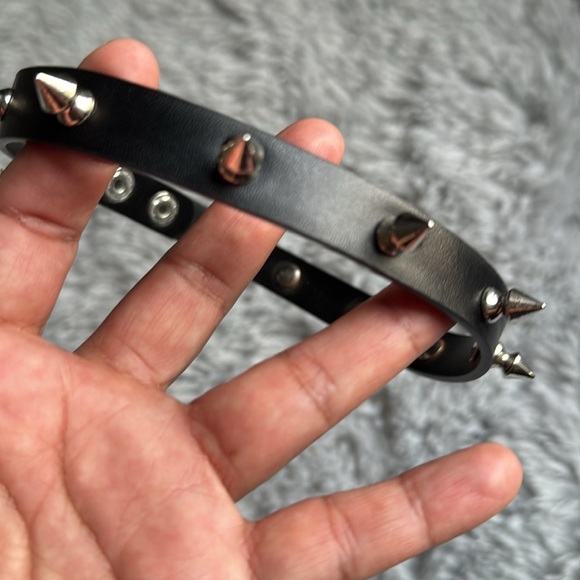 Black Studded Choker Necklace - Picture 4 of 5